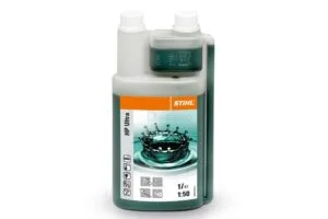 Olej HP Ultra STIHL 1L z dozownikiem – syntetyczny olej do silników dwusuwowych