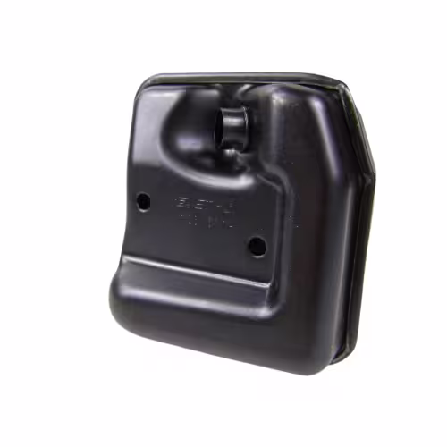 Tłumik wydechu spalin pilarki STIHL do modeli MS230 i MS250. Widok metalowego, czarnego tłumika na białym tle z przodu po lekkim kątem