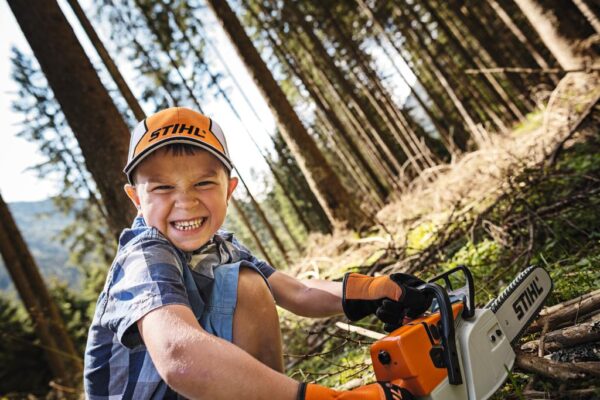 Pilarka zabawka STIHL (w komplecie z bateriami) - obrazek 6