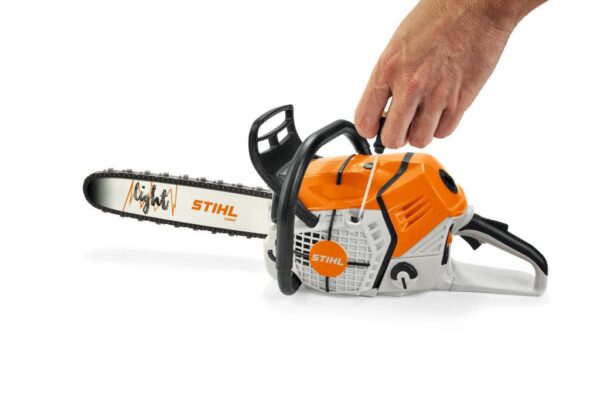 Pilarka zabawka STIHL (w komplecie z bateriami) - obrazek 3